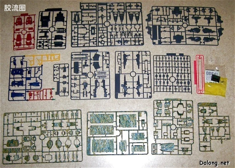 MG 限量版RX-79[G]特别涂装版 陆战型高达 沙漠涂装C - 图片